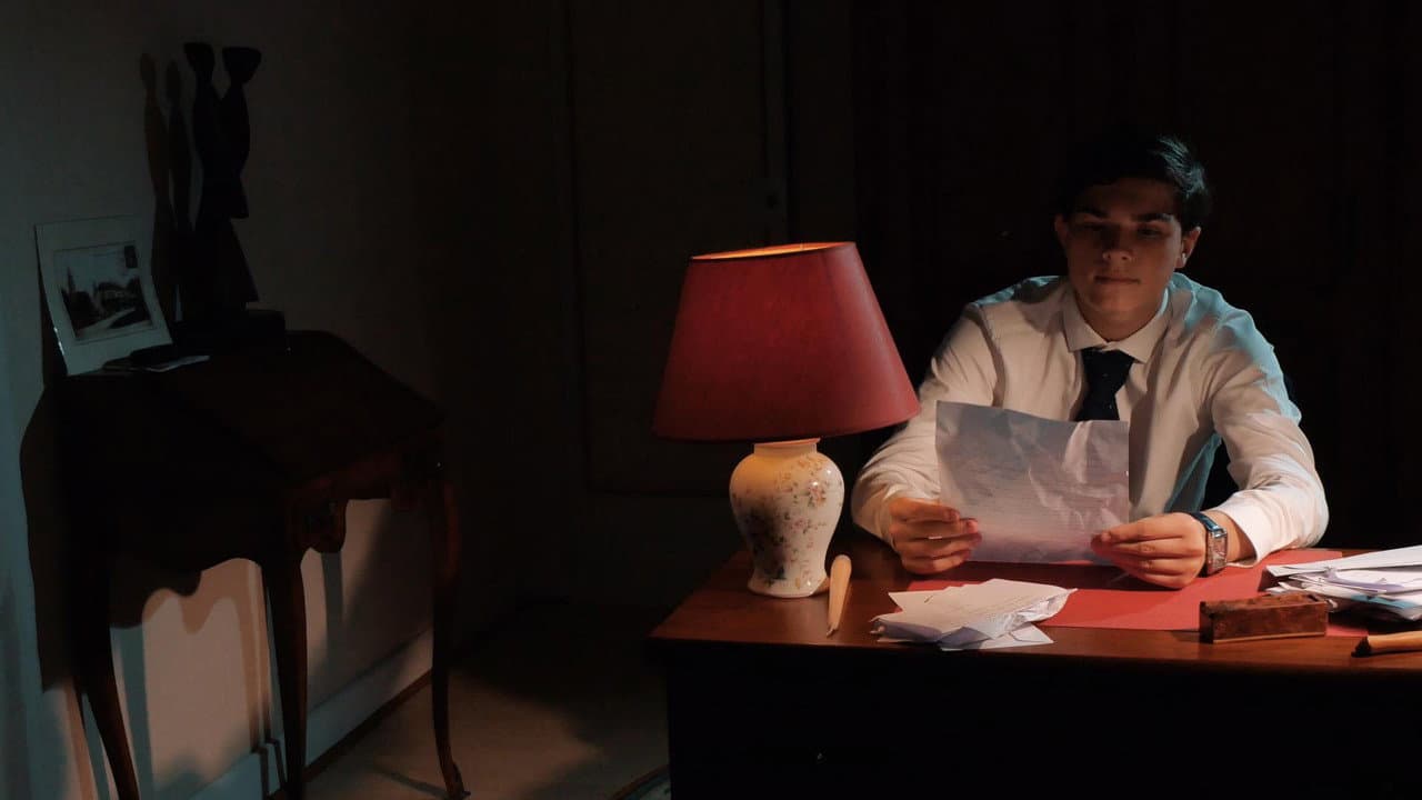 21h15