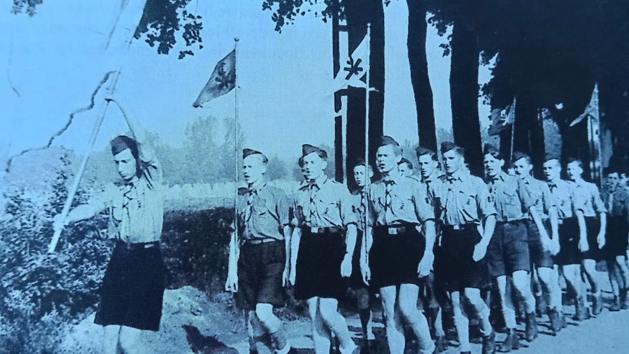 Boys Who can carry a Flag
