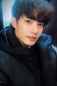 Kyung Lee